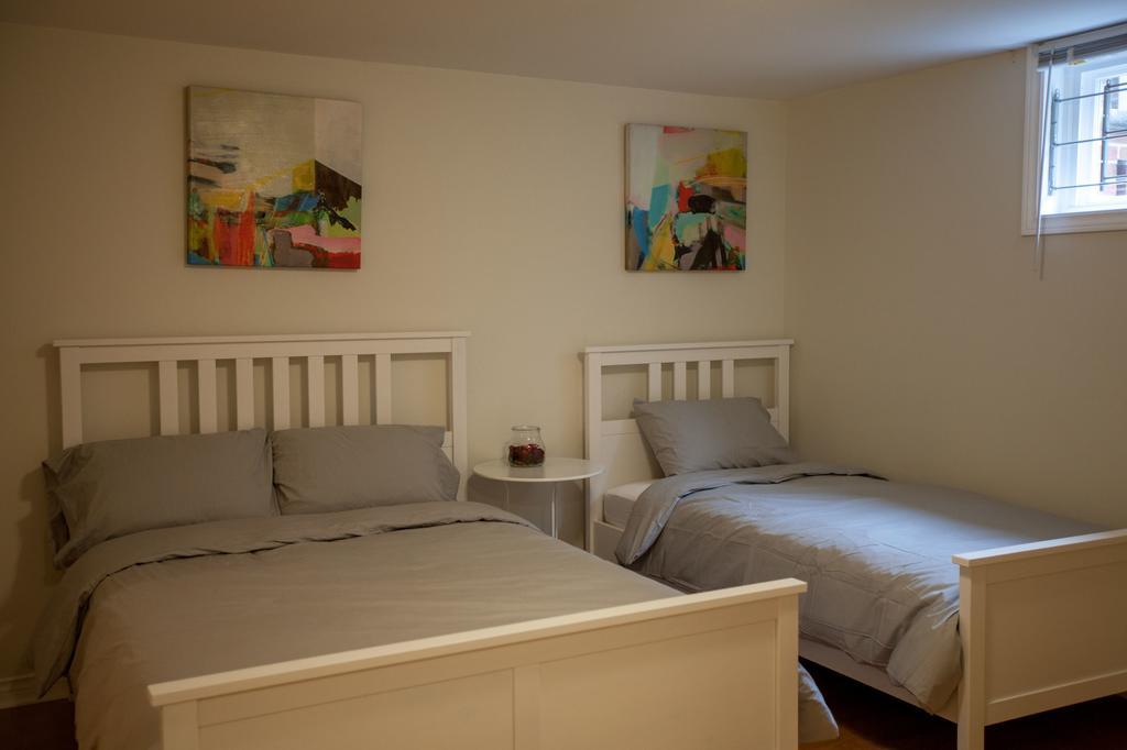 多伦多邓肯公园民宿 Toronto Duncan Park Guesthouse מראה חיצוני תמונה