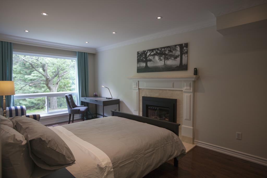 多伦多邓肯公园民宿 Toronto Duncan Park Guesthouse מראה חיצוני תמונה